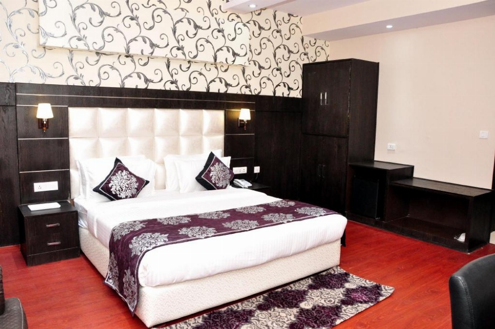 Room image 2